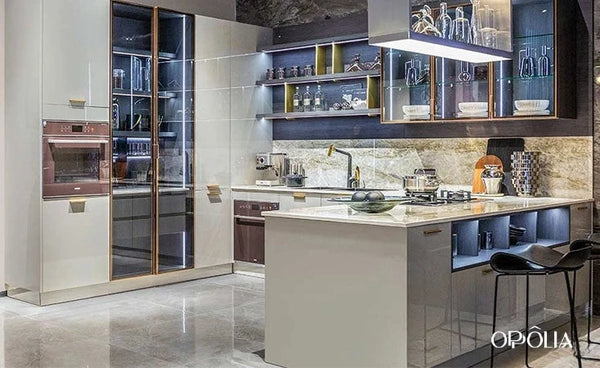 Glossy Kitchen Cabinets in Lacquer Finish OBK21-010